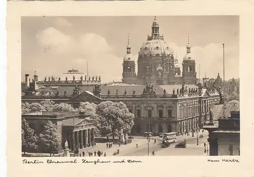 Berlin, Ehrenmal, Zeughaus und Dom gl1940 F7016