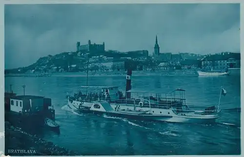 Bratislava, mit Schlossberg gl1938 F4791