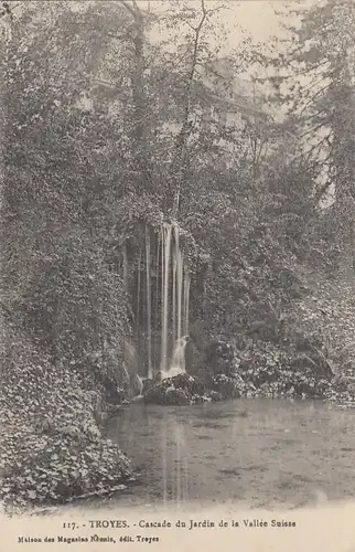 Troyes (Aube), Cascade du Jardin de la Vallée Suisse gl1918 F8939