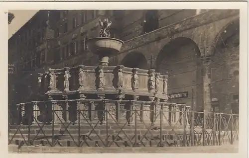 Perugia, Fontana Maggiore ngl F9206