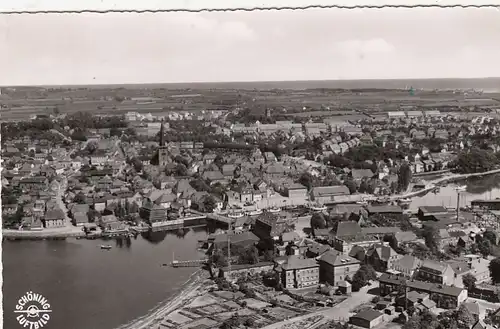 Neustadt/Holstein, Teilansicht glum 1960? F8068