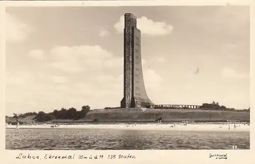 Ostseebad Laboe, Marine-Ehrenmal ngl F7525