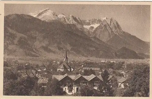 Partenkirchen mit Zugspitzmassiv ngl G0065