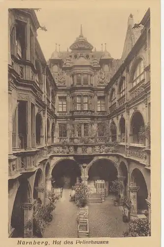 Nürnberg, Hof des Pellerhauses ngl G0085