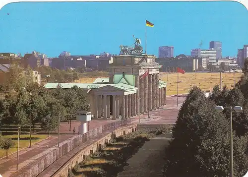 Berlin, Brandenburger Tor vor dem 9.11.1989 ngl F7224