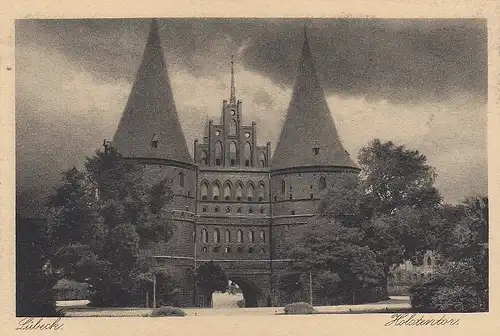 Lübeck, Holstentor ngl F7898