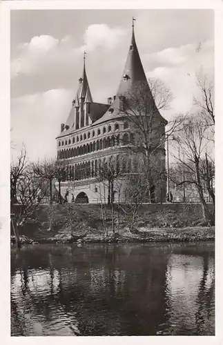 Lübeck, Holstentor gl1956 F7929