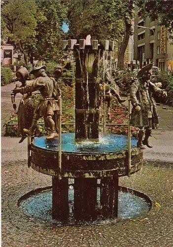 Krefeld, Puppenbrunnen ngl G1790