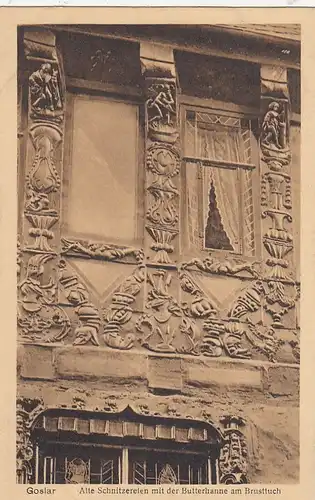 Goslar, Harz, Schnitzereien mit der Butternnhanne am Brusttuch ngl G2132