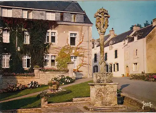 Rochefort-en-Terre, Bretagne, le place de l'Eglise, Le Calvaire ngl G4648