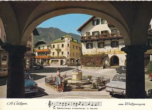 St.Gilgen am Wolfgangsee, Salzburg, Markt mit Mozartbrunnen ngl G5315