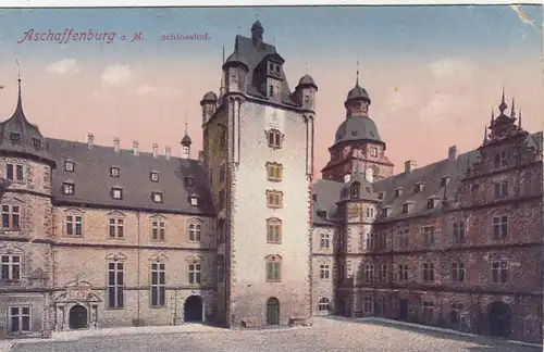 Aschaffenburg, Schlosshof ngl G5582