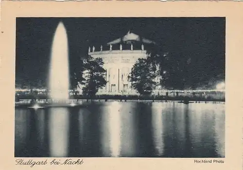 Stuttgart bei Nacht, Opernhaus mit Fontaine ngl G3654