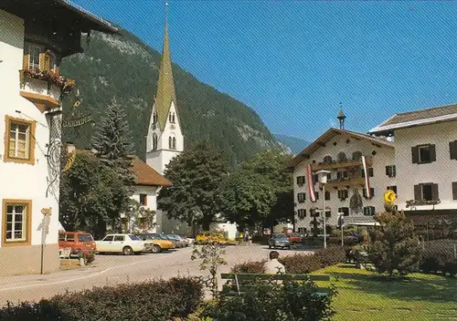 Ried im Zillertal, Tirol, Teilansicht mit Kirche ngl G4494