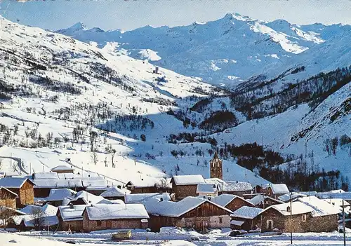 Village de St-Marcel, Vallée des 3.000 (Savoie) glum 1970? G4734