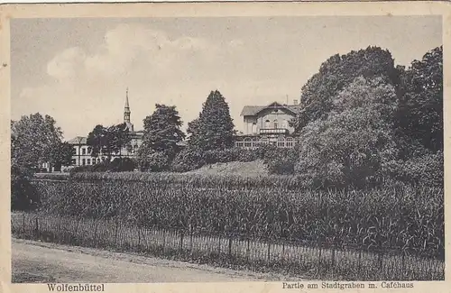 Wolfenbüttel, Partie am Stadtgraben mit Caféhaus ngl G1978