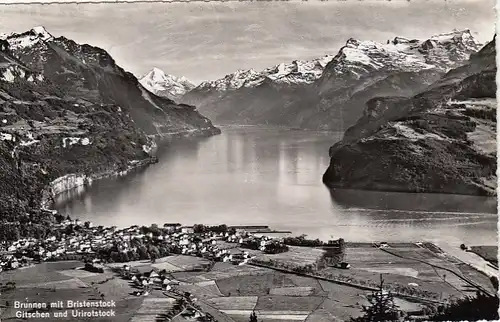 Brunnen mit Bristenstock, Gitschen und Urirotstock gl1951 G5056