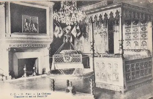 Pau (Pyrénées Atlantiques) Le Cháteau Chambre où est né Henri IV ngl G3549