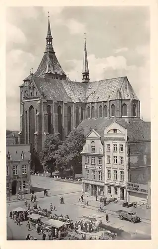 Rostock Blick vom Rathaus auf Markt und Kirche gl1956 170.149