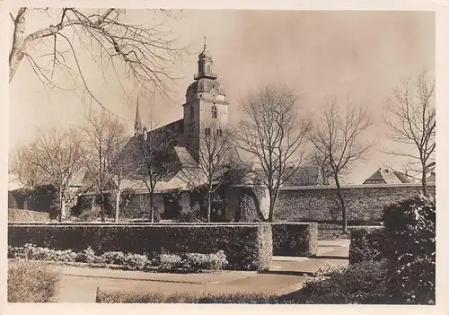 Brandenburg (Havel) Gotthardkirche mit Stadtmauer ngl 168.889