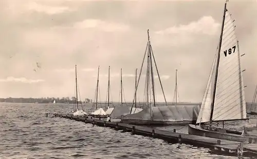 Kirchmöser/ Brandenburg (Havel) Im Bootshafen gl1968 168.916