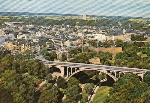 Luxembourg, vue aérienne du Pont Adolphe et du Bloulevard Roosevelt ngl G5412