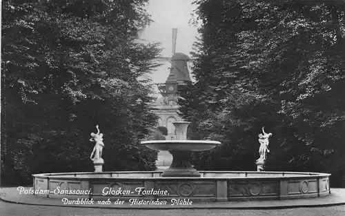 Potsdam Sanssouci Glocken-Fontaine ngl 168.437