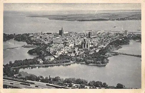 Stralsund Blick auf die Altstadt gl1930 170.019