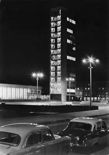 Neubrandenburg Haus der Kultur und Bildung bei Nacht gl1972 169.091