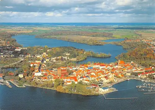 Waren (Müritz) Blick auf die Stadt gl2002 169.152