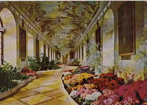 Schloß Ludwigsburg, Gartenschau Blühendes Barock, Ahnengalerie glum 1970? G6756