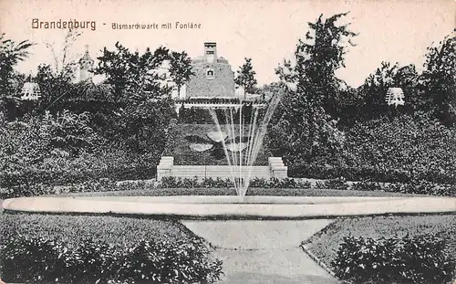 Brandenburg (Havel) Bismarckwarte mit Fontäne glca.1920 168.645