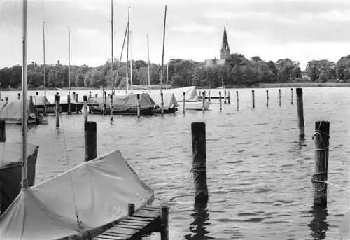 Potsdam-Hermannswerder Partie Hinterkappe mit Kirche ngl 172.081