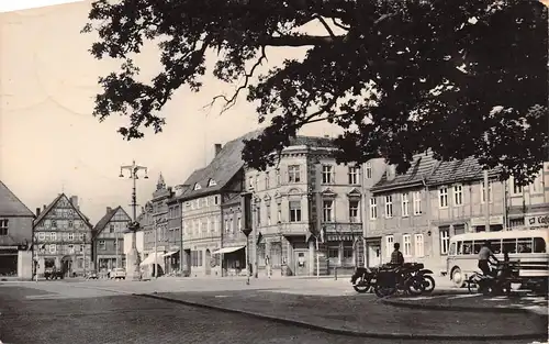Kyritz Platz der Einheit gl1968 168.978