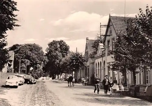 Kleinzerlang (Kreis Neuruppin) Dorfstraße glca.1970 168.984