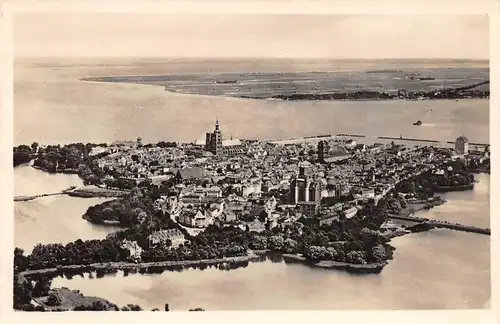 Stralsund Blick auf die Altstadt ngl 170.036