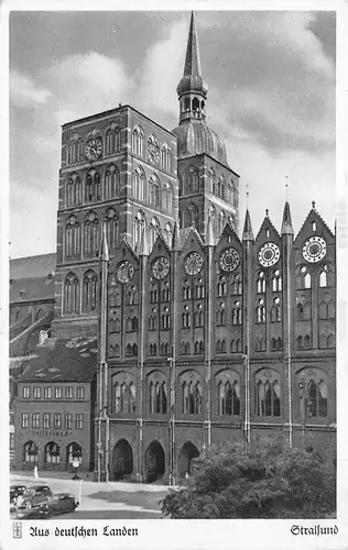 Stralsund Das Rathaus und die Nicolaikirche ngl 172.185