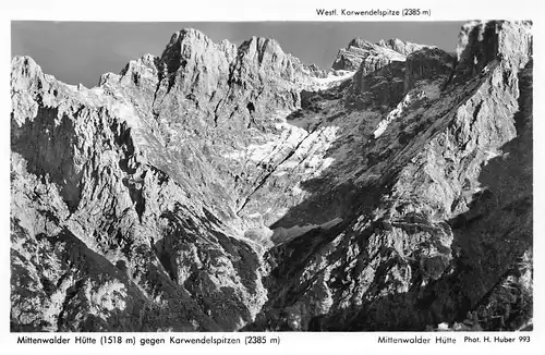 Mittenwalder Hütte gegen Karwendelspitzen ngl 170.549