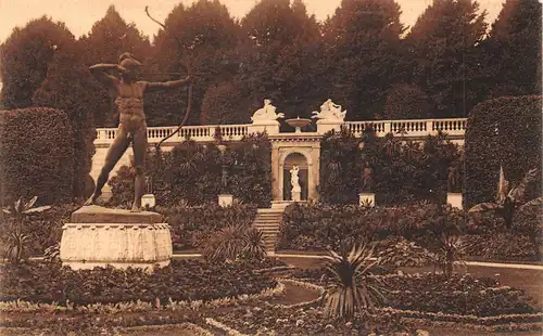 Potsdam Sanssouci Sizilianischer Garten und Bogenschütze ngl 171.293