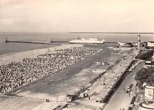 Rostock-Warnemünde Blick zum Strand und Promenade ngl 171.536