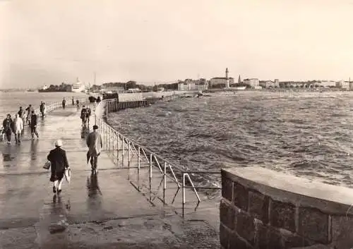 Rostock-Warnemünde An der Mole ngl 173.709