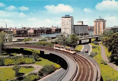 Mannheim Auffahrt zur Rheinbrücke ngl 174.510