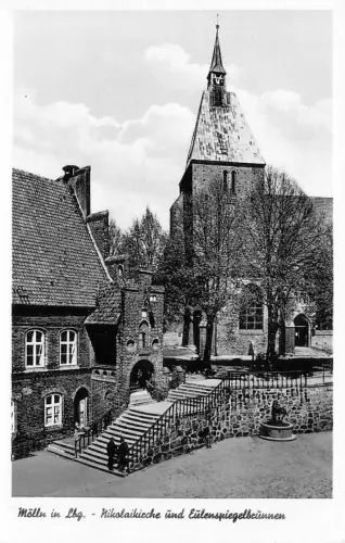 Mölln in Lbg. Nicolaikirche und Eulenspiegelbrunnen ngl 175.952