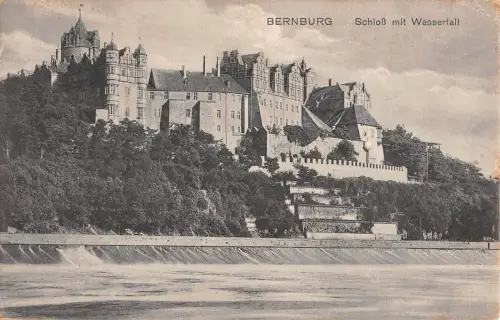 Bad Bernburg Schloß mit Wasserfall feldpgl1916 176.902