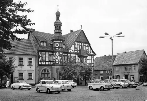 Harzgerode Marktplatz mit Rathaus gl1977 177.029