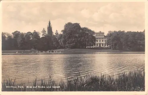 Wörlitzer Park bei Dessau, Blick auf Kirche und Schloß gl1935 177.144