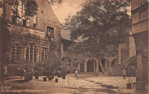 Erfurt Hof des evangel. Waisenhauses ngl 177.658