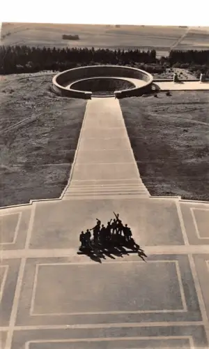 Buchenwald Mahn- und Gedenkstätte Blick auf den Feierplatz gl1961 178.215