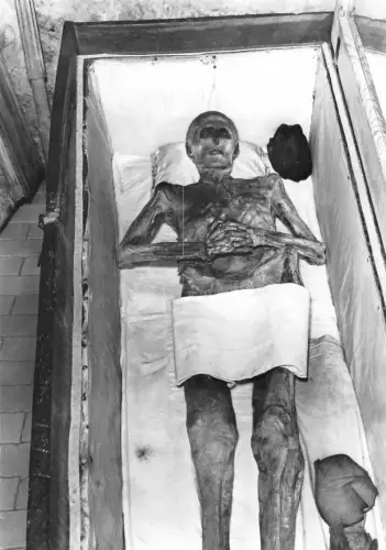 Neustadt (Dosse) - Kamphel Der nicht verweste Leichnam… ngl 179.157