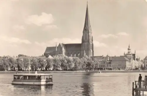 Schwerin Fähre Pfaffenteich mit Dom gl1957 179.479